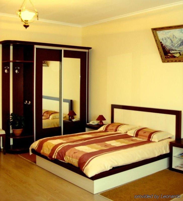 Stella De Lux Hotel Кишинев Стая снимка