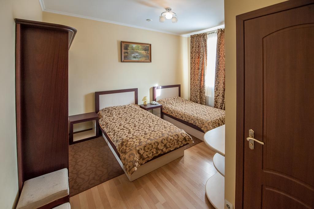 Stella De Lux Hotel Кишинев Екстериор снимка