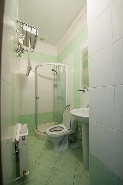 Stella De Lux Hotel Кишинев Екстериор снимка